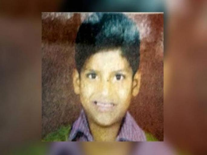 Hurried! Playing, playing, sitting, squatting | हृदयद्रावक ! खेळता-खेळता बसला फास, लहानग्याने गमावला जीव Hurried! Playing, playing, sitting, squatting | हृदयद्रावक ! खेळता-खेळता बसला फास, लहानग्याने गमावला जीव