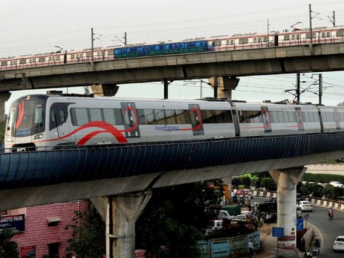 Beat this! Delhi Metro trains record 99% punctuality since 2013 | दिल्ली मेट्रोची कमाल; 2003 पासून 99 टक्के फेऱ्या वेळेवर Beat this! Delhi Metro trains record 99% punctuality since 2013 | दिल्ली मेट्रोची कमाल; 2003 पासून 99 टक्के फेऱ्या वेळेवर