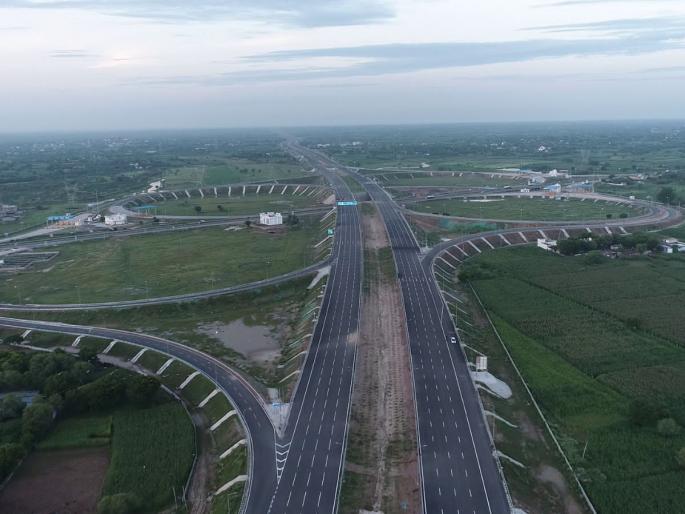 delhi mumbai expressway hit by delay in virar alibaug connecting road heavy vehicles will cause traffic jam in thane | ‘विरार-अलिबाग’ विलंबाचा दिल्ली एक्स्प्रेसवेला फटका; ठाण्यात होणार अवजड वाहनांमुळे कोंडी delhi mumbai expressway hit by delay in virar alibaug connecting road heavy vehicles will cause traffic jam in thane | ‘विरार-अलिबाग’ विलंबाचा दिल्ली एक्स्प्रेसवेला फटका; ठाण्यात होणार अवजड वाहनांमुळे कोंडी