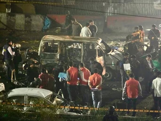 Delhi Red Fort Blast : Pulwama connection of Delhi blast revealed, Salman sold the car to Tariq in Kashmir | दिल्लीतील स्फोटाचं पुलवामा कनेक्शन समोर, सलमानने काश्मीरमधील तारिकला विकली होती ती कार