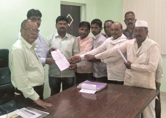 Immediate changes in the load times! | भारनियमनाच्या वेळेत तत्काळ बदल करा! Immediate changes in the load times! | भारनियमनाच्या वेळेत तत्काळ बदल करा!