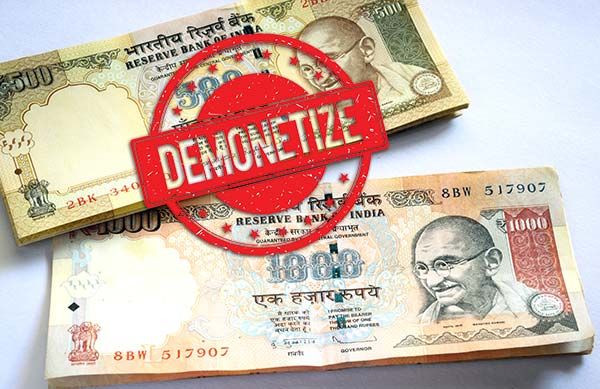PIL filed by field labor woman on demonetization disposed off | नोटाबंदीवरील शेतमजूर महिलेची जनहित याचिका खारीज PIL filed by field labor woman on demonetization disposed off | नोटाबंदीवरील शेतमजूर महिलेची जनहित याचिका खारीज