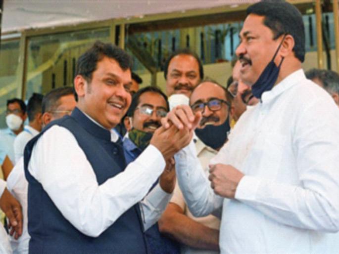 Fadnavis's speech; The ruling party also moved | फडणवीसांचे वाक्बाण; सत्तापक्षही सरसावला Fadnavis's speech; The ruling party also moved | फडणवीसांचे वाक्बाण; सत्तापक्षही सरसावला