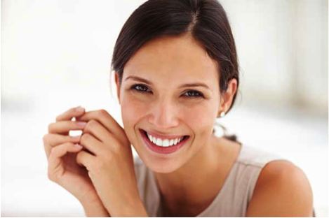 Keep your teeth strong and healthy, use these simple remedies and tips | दातांची निगा राखण्यासाठी वापरा 'या' टिप्स, म्हातारपणातही दात राहतील मजबूत...