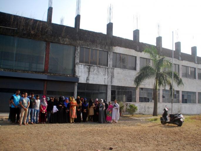 Permanent 'Dakhkhali', canceled approval of Guardian Dental College, students admitted to other colleges | कायमची ‘दातखिळी’, गार्डियन दंत महाविद्यालयाची मान्यता रद्द, विद्यार्थांना अन्य महाविद्यालयात प्रवेश Permanent 'Dakhkhali', canceled approval of Guardian Dental College, students admitted to other colleges | कायमची ‘दातखिळी’, गार्डियन दंत महाविद्यालयाची मान्यता रद्द, विद्यार्थांना अन्य महाविद्यालयात प्रवेश