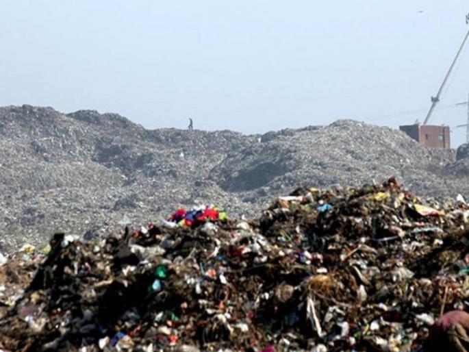 BMC to spend 2 crore on deonar dumping ground will be done with botanical aromatic spray | ‘देवनार’च्या कचऱ्याला २ कोटींचा सुगंध! डम्पिंगमध्ये वनस्पतिजन्य सुगंधी फवारणी केली जाणार BMC to spend 2 crore on deonar dumping ground will be done with botanical aromatic spray | ‘देवनार’च्या कचऱ्याला २ कोटींचा सुगंध! डम्पिंगमध्ये वनस्पतिजन्य सुगंधी फवारणी केली जाणार