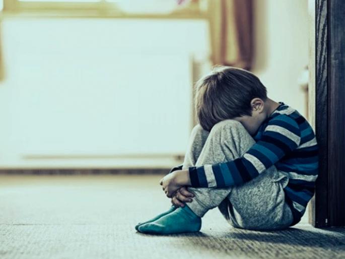 mother ran away with boyfriend 9 year old child lived alone in the flat for 2 years | हृदयद्रावक! बॉयफ्रेंडसोबत पळून गेली आई, २ वर्षांपासून एकटाच राहतोय ९ वर्षांचा मुलगा mother ran away with boyfriend 9 year old child lived alone in the flat for 2 years | हृदयद्रावक! बॉयफ्रेंडसोबत पळून गेली आई, २ वर्षांपासून एकटाच राहतोय ९ वर्षांचा मुलगा