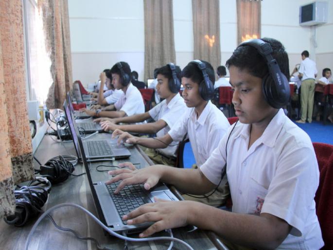 No fear of English now; English laboratory at New English School in Pune | आता नको इंग्रजीची भिती; पुण्याच्या न्यू इंग्लिश स्कूलमध्ये अद्ययावत प्रयोगशाळा