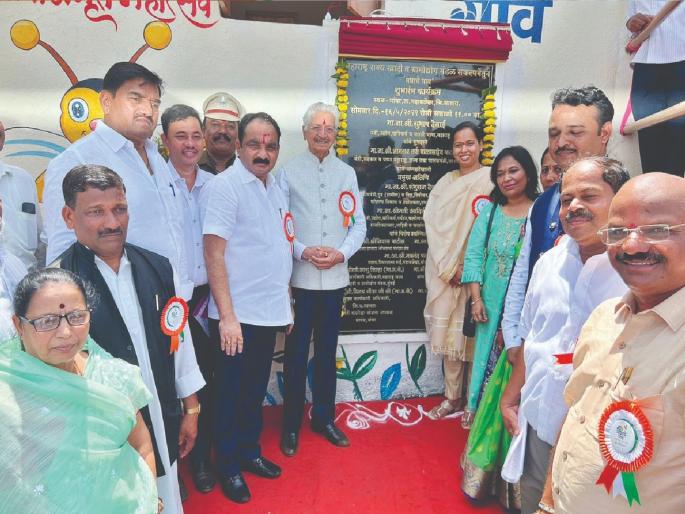 Launch of Madhache Gaon project in Manghar village in Mahabaleshwar | मधाचा पोषण आहारात समावेश करण्यासाठी प्रयत्न - सुभाष देसाई