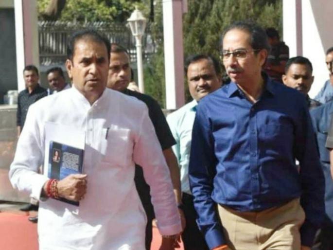 bjp leader girish mahajan criticized thackeray govt over anil deshmukh resign | “अनिल देशमुखांचा राजीनामा ही तर अजून सुरुवात; आगे आगे देखो होता है क्या” bjp leader girish mahajan criticized thackeray govt over anil deshmukh resign | “अनिल देशमुखांचा राजीनामा ही तर अजून सुरुवात; आगे आगे देखो होता है क्या”