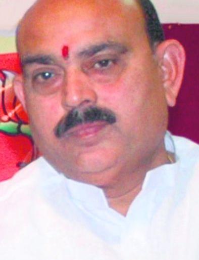 Sudhakar Deshmukh of Nagpur has given Minister of State status | नागपूरचे सुधाकर देशमुख यांना राज्यमंत्री दर्जा Sudhakar Deshmukh of Nagpur has given Minister of State status | नागपूरचे सुधाकर देशमुख यांना राज्यमंत्री दर्जा