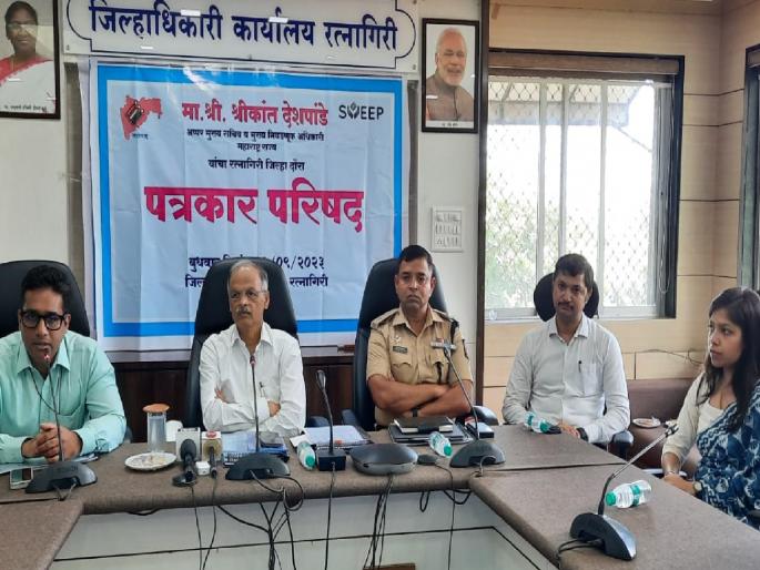 For democracy to be strong, the number of voters needs to increase, Chief Electoral Officer Shrikant Deshpande expressed his opinion | मतदान प्रक्रियेत युवकांचा सहभाग केवळ २० टक्केच, मुख्य निवडणूक अधिकाऱ्यांनी व्यक्त केली चिंता