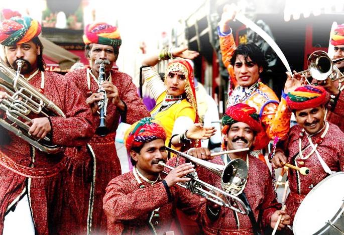 Read detailed; For what reason did not get permission to the Mars office in Solapur | वाचा सविस्तर; कोणत्या कारणामुळे सोलापुरातील मंगल कार्यालयास मिळेना परवानगी Read detailed; For what reason did not get permission to the Mars office in Solapur | वाचा सविस्तर; कोणत्या कारणामुळे सोलापुरातील मंगल कार्यालयास मिळेना परवानगी