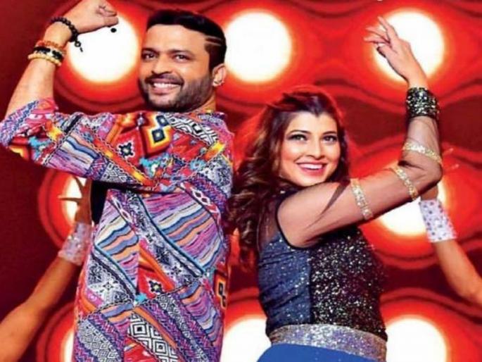 Trouble of MNS: 'God will grace, 225 screens across the state | मनसेची तंबी : ‘देवा’वर कृपा, राज्यभरात मिळणार २२५ स्क्रीन  Trouble of MNS: 'God will grace, 225 screens across the state | मनसेची तंबी : ‘देवा’वर कृपा, राज्यभरात मिळणार २२५ स्क्रीन