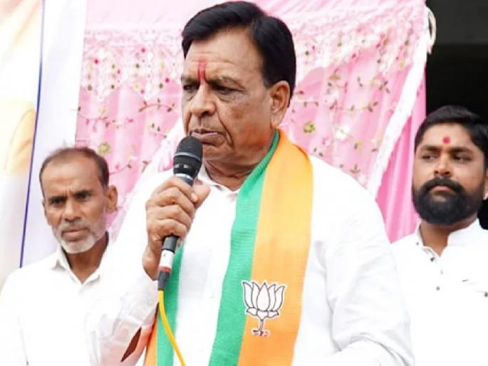 'The entire country, the country's army bows at the feet of PM Modi', controversial statement by Madhya Pradesh Deputy Chief Minister | 'संपूर्ण देश, देशाचे सैन्य PM मोदींच्या चरणी नतमस्तक', मध्यप्रदेशच्या उपमुख्यमंत्र्यांचे वादग्रस्त वक्तव्य 'The entire country, the country's army bows at the feet of PM Modi', controversial statement by Madhya Pradesh Deputy Chief Minister | 'संपूर्ण देश, देशाचे सैन्य PM मोदींच्या चरणी नतमस्तक', मध्यप्रदेशच्या उपमुख्यमंत्र्यांचे वादग्रस्त वक्तव्य