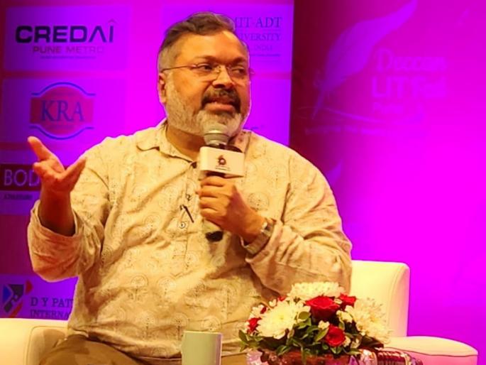 Baahubali is a true non violent king Devdutt Patnaik | बाहुबली हा खऱ्या अर्थाने अहिसंक राजा - देवदत्त पट्टनाईक Baahubali is a true non violent king Devdutt Patnaik | बाहुबली हा खऱ्या अर्थाने अहिसंक राजा - देवदत्त पट्टनाईक