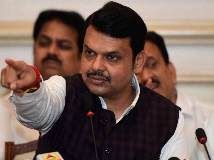 Devendra Fadnavis makes serious allegations on sachin vaze and shiv sena over mansukh hiren case | Mansukh Hiren Case: 'त्यांचा' अंदाज फक्त अर्ध्या तासानं चुकला; फडणवीसांनी संपूर्ण घटनाक्रमच सांगितला Devendra Fadnavis makes serious allegations on sachin vaze and shiv sena over mansukh hiren case | Mansukh Hiren Case: 'त्यांचा' अंदाज फक्त अर्ध्या तासानं चुकला; फडणवीसांनी संपूर्ण घटनाक्रमच सांगितला