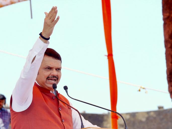 30 TMC water from Ujjain to be brought to Marathwada; Devendra Fadnavis' announcement | उजनीमधून ३० टीएमसी पाणी मराठवाड्यात आणणार; देवेंद्र फडणवीस यांची घोषणा 30 TMC water from Ujjain to be brought to Marathwada; Devendra Fadnavis' announcement | उजनीमधून ३० टीएमसी पाणी मराठवाड्यात आणणार; देवेंद्र फडणवीस यांची घोषणा