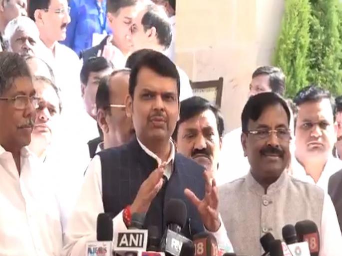 This government betrayed the farmers - Devendra Fadnavis | Maharashtra Government : ही तर उधारीतील कर्जमाफी,सरकारने शेतकऱ्यांचा विश्वासघात केला; देवेंद्र फडणवीस यांचा आरोप This government betrayed the farmers - Devendra Fadnavis | Maharashtra Government : ही तर उधारीतील कर्जमाफी,सरकारने शेतकऱ्यांचा विश्वासघात केला; देवेंद्र फडणवीस यांचा आरोप