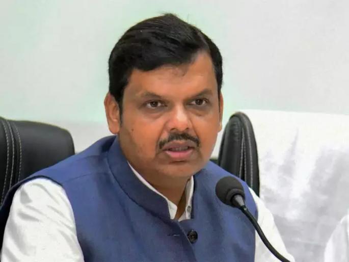 shiv sena arvind sawant replied devendra fadnavis over corona situation | CoronaVirus: “देवेंद्र फडणवीसच आभासी”; मुख्यमंत्र्यांना लिहिलेल्या पत्रावरून शिवसेनेचा पलटवार shiv sena arvind sawant replied devendra fadnavis over corona situation | CoronaVirus: “देवेंद्र फडणवीसच आभासी”; मुख्यमंत्र्यांना लिहिलेल्या पत्रावरून शिवसेनेचा पलटवार
