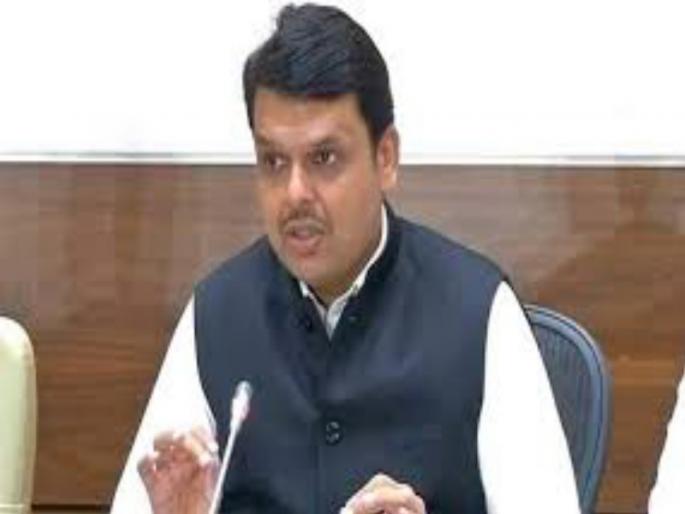 Discussion about water, fodder scarcity, talked to Chief Minister of Siri Panchayat | जिरायती गावातील सरपंचाशी मुख्यमंत्र्यानी साधला संवाद पाणी, चारा टंचाई विषयी चर्चा Discussion about water, fodder scarcity, talked to Chief Minister of Siri Panchayat | जिरायती गावातील सरपंचाशी मुख्यमंत्र्यानी साधला संवाद पाणी, चारा टंचाई विषयी चर्चा