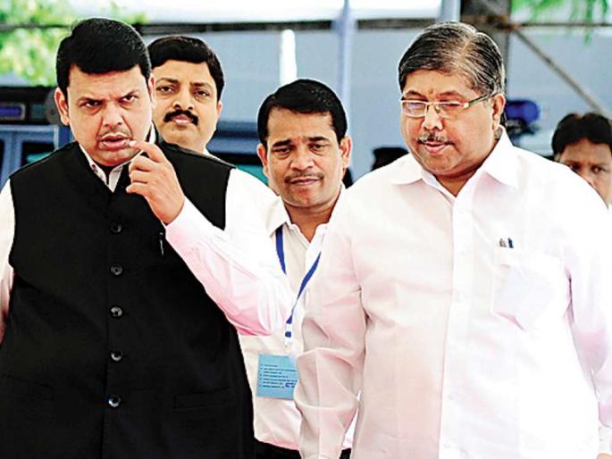 Devendra Fadnavis and Chandrakant Patil in Pune; But attending different events | चर्चा तर होणारच ! देवेंद्र फडणवीस अन् चंद्रकांत पाटील पुण्यात; पण वेगवेगळ्या कार्यक्रमांना उपस्थित