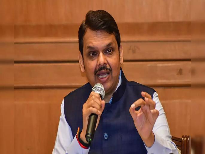 Confiscate the property of the absconding accused in beed murder case Chief Minister devendra fadnavis orders to CID | फरार आरोपींची संपत्ती जप्त करा आणि...; मुख्यमंत्र्यांचे CIDला आदेश; बीडमधील मोर्चानंतर कारवाईला वेग Confiscate the property of the absconding accused in beed murder case Chief Minister devendra fadnavis orders to CID | फरार आरोपींची संपत्ती जप्त करा आणि...; मुख्यमंत्र्यांचे CIDला आदेश; बीडमधील मोर्चानंतर कारवाईला वेग
