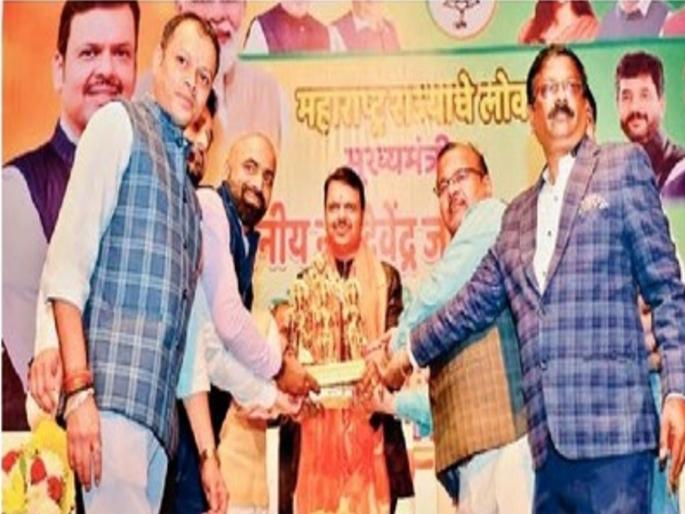 Marathi people will bring about a coup in Delhi says Devendra Fadnavis | मराठी माणूस दिल्लीत सत्तापालट करणार : देवेंद्र फडणवीस Marathi people will bring about a coup in Delhi says Devendra Fadnavis | मराठी माणूस दिल्लीत सत्तापालट करणार : देवेंद्र फडणवीस