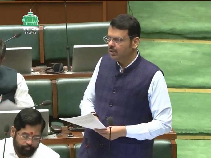 loudspeaker places of worship will have to be kept silent from 10 pm to 6 am | प्रार्थनास्थळांच्या भोंग्यांवर बंधने; मनमानीला चाप; रात्री १० ते सकाळी ६ पर्यंत बंद ठेवावे लागणार loudspeaker places of worship will have to be kept silent from 10 pm to 6 am | प्रार्थनास्थळांच्या भोंग्यांवर बंधने; मनमानीला चाप; रात्री १० ते सकाळी ६ पर्यंत बंद ठेवावे लागणार