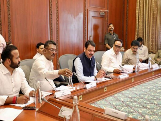 What suggestions did the Chief Minister devendra fadnavis give for road safety | 'ती' वाहने भंगारात काढा, 'एआय'चा वापर करा; रस्ते सुरक्षेसाठी मुख्यमंत्र्यांनी कोणत्या सूचना दिल्या? What suggestions did the Chief Minister devendra fadnavis give for road safety | 'ती' वाहने भंगारात काढा, 'एआय'चा वापर करा; रस्ते सुरक्षेसाठी मुख्यमंत्र्यांनी कोणत्या सूचना दिल्या?