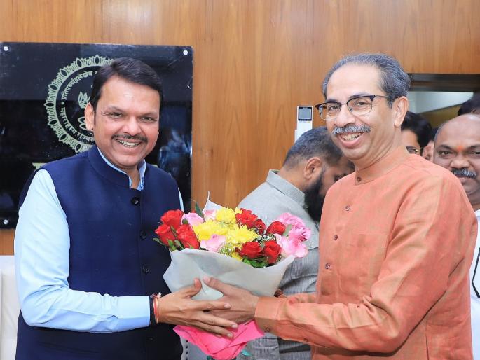 shiv sena Uddhav Thackeray met cm Devendra Fadnavis in maharashtra assembly session | Uddhav Thackeray: उद्धव ठाकरे अचानक गेले देवेंद्र फडणवीसांच्या भेटीला; आदित्यही उपस्थित, सगळेच चकित! shiv sena Uddhav Thackeray met cm Devendra Fadnavis in maharashtra assembly session | Uddhav Thackeray: उद्धव ठाकरे अचानक गेले देवेंद्र फडणवीसांच्या भेटीला; आदित्यही उपस्थित, सगळेच चकित!