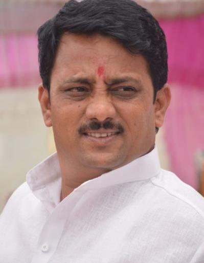 Shivsena District Deputy Chief Devendra Godbole 'Tadipar' | शिवसेना जिल्हा उपप्रमुख देवेंद्र गोडबोले ‘तडीपार’