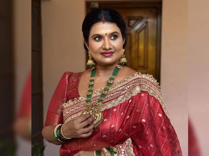 south actress devi chandana struggling with health issues after covid 19 and h1n1 now diagnosed with hepatitis | आधी करोना झाला, मग H1N1 आता हेपेटायटिस ए; आजार अभिनेत्रीची पाठच सोडेना, ICU मध्ये करावं लागलं दाखल