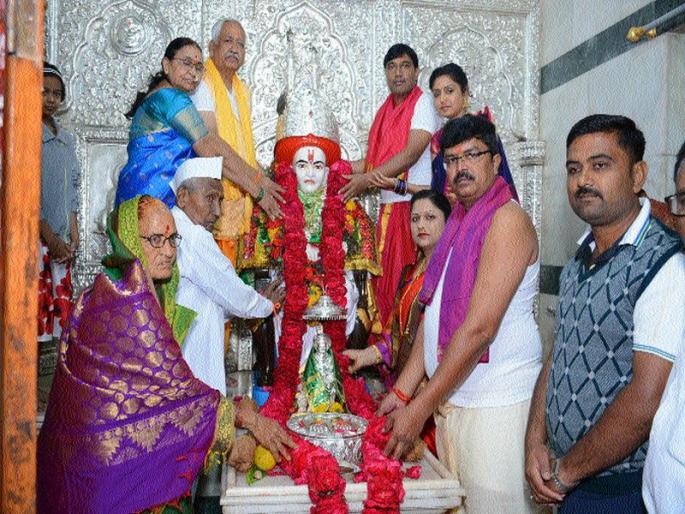 Start of Devamamladar Jatotsav in Satya | सटाण्यात देवमामलेदार यात्रोत्सवास प्रारंभ Start of Devamamladar Jatotsav in Satya | सटाण्यात देवमामलेदार यात्रोत्सवास प्रारंभ