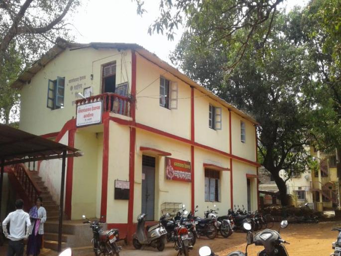 Independent candidate's vote in Deorukh Nagar Panchayat elections is frustrating | देवरूख नगरपंचायतीच्या निवडणुकीत अपक्ष उमेदवाराची मतं डोकेदुखी Independent candidate's vote in Deorukh Nagar Panchayat elections is frustrating | देवरूख नगरपंचायतीच्या निवडणुकीत अपक्ष उमेदवाराची मतं डोकेदुखी