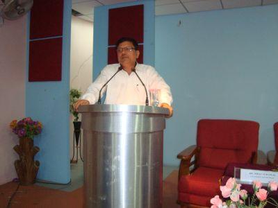 Great opportunity to make India progress in manufacturing: Dr. Devsarkar | भारताला उत्पादन क्षेत्रात प्रगती साधण्याची मोठी संधी- डॉ. देवसरकर