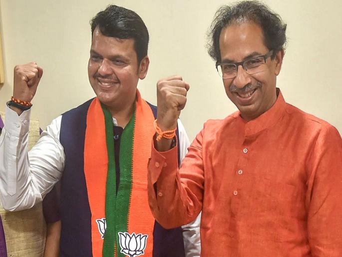 Uddhav Thackeray must have realized, that's why they called us future colleagues, says BJPs Devendra Fadnavis | 'आपण कशा लोकांसोबत काम करत आहोत, हे उद्धव ठाकरेंच्या लक्षात आलं असेल, म्हणूनच आम्हाला भावी सहकारी म्हणाले' Uddhav Thackeray must have realized, that's why they called us future colleagues, says BJPs Devendra Fadnavis | 'आपण कशा लोकांसोबत काम करत आहोत, हे उद्धव ठाकरेंच्या लक्षात आलं असेल, म्हणूनच आम्हाला भावी सहकारी म्हणाले'