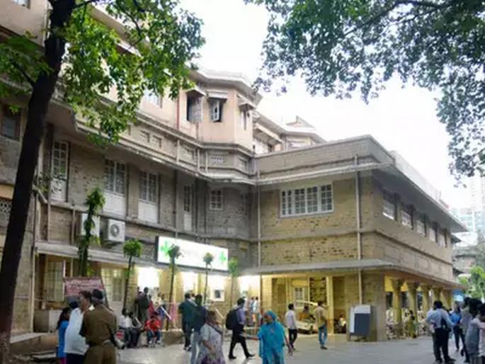 The corona positive grandfather disappeared from the ICU | कोरोनाग्रस्त आजोबा आयसीयूतून गायब The corona positive grandfather disappeared from the ICU | कोरोनाग्रस्त आजोबा आयसीयूतून गायब