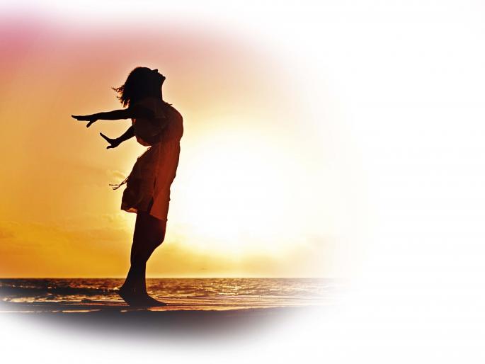 JJ Hospital's Grant Medical College students protest 'no short skirts' diktat, but here are few questions. | .निमित्त टाचक्या स्कर्टचं आणि काही थेट प्रश्न! JJ Hospital's Grant Medical College students protest 'no short skirts' diktat, but here are few questions. | .निमित्त टाचक्या स्कर्टचं आणि काही थेट प्रश्न!