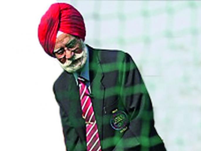 Great hockey player Balbir Singh Sr. dies; The end of the hockey era | महान हॉकीपटू बलबीरसिंग सिनियर यांचे निधन; हॉकी युगाची अखेर Great hockey player Balbir Singh Sr. dies; The end of the hockey era | महान हॉकीपटू बलबीरसिंग सिनियर यांचे निधन; हॉकी युगाची अखेर