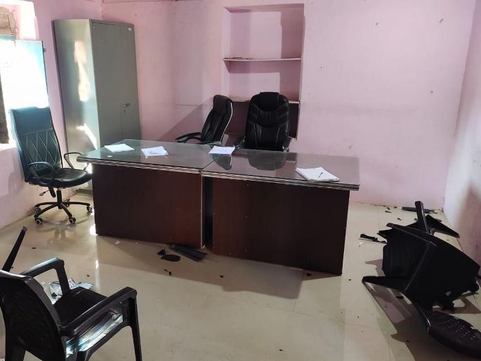 On the Republic Day, the village secretary was beaten by villager | प्रजासत्ताक दिनाच्या दिवशीच ग्रामस्थाची ग्राम सचिवाला मारहाण