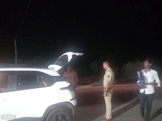 Combing operation of the police, 18 swords, dangerous weapons seized 70 lakh worth of goods seized | पाेलिसांचे काेम्बिंग ऑपरेशन, १८ तलवारी, घातक शस्त्र जप्त! ७० लाखांचा मुद्देमाल पकडला