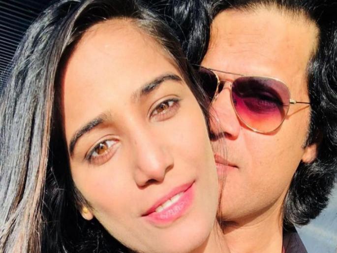 Poonam pandey will be another sweet shock ... pregnant | पूनम पांडेचा आणखी गोड धक्का...होणार आई Poonam pandey will be another sweet shock ... pregnant | पूनम पांडेचा आणखी गोड धक्का...होणार आई