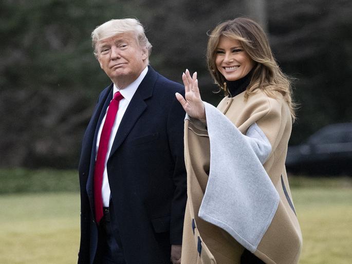 Quarantine Donald Trump with wife Melania; Advisor tested Corona Positive | डोनाल्ड ट्रम्प पत्नी मेलानिय़ासह क्वारंटाईन; सल्लागार कोरोना पॉझिटिव्ह