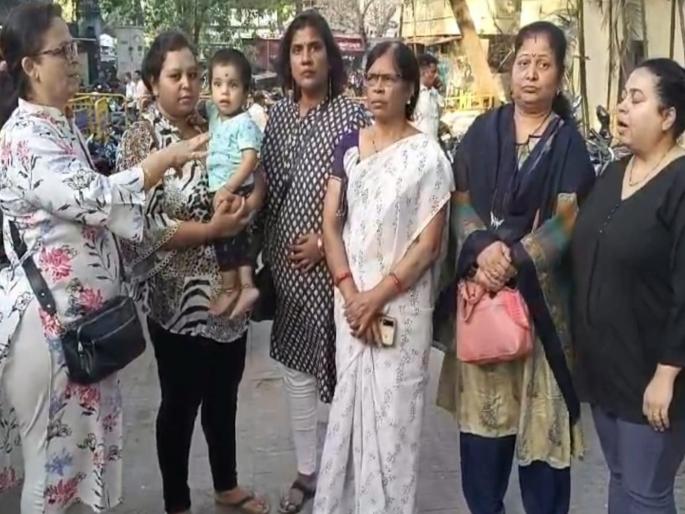Physical and mental torture of children in a nursery in Dombivli, shocking video reveals | डोंबिवलीतील पाळणाघरात मुलांचा शारीरीक आणि मानसिक छळ, व्हिडिओतून धक्कादायक प्रकार उघड Physical and mental torture of children in a nursery in Dombivli, shocking video reveals | डोंबिवलीतील पाळणाघरात मुलांचा शारीरीक आणि मानसिक छळ, व्हिडिओतून धक्कादायक प्रकार उघड