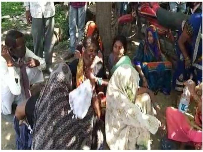 Shocking! No FIR registered of gang rape victim in Madhya Pradesh; suicide | धक्कादायक! मध्यप्रदेशमध्ये सामुहिक बलात्कार पिडीतेचा एफआयआर नोंदविला नाही; गळफास घेतला Shocking! No FIR registered of gang rape victim in Madhya Pradesh; suicide | धक्कादायक! मध्यप्रदेशमध्ये सामुहिक बलात्कार पिडीतेचा एफआयआर नोंदविला नाही; गळफास घेतला