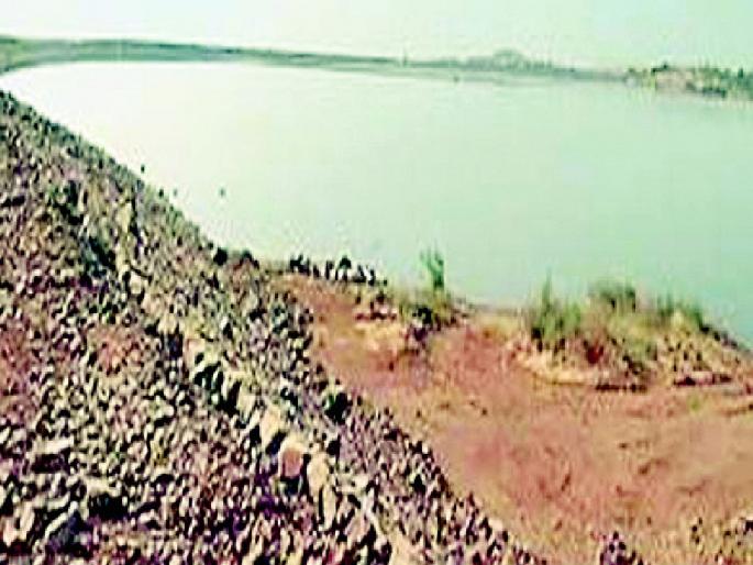 80 percent of the rainy season is over, the water storage is only 50 percent | ८० टक्के पावसाळा संपला, जलसाठा ५० टक्केच उरला