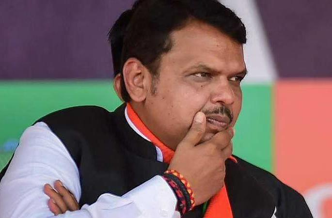 'State government should bring down petrol-diesel rates by reducing taxes', devendra fadanvis | 'राज्य सरकारने टॅक्स कमी करुन पेट्रोल-डिझेलचे दर खाली आणावेत'