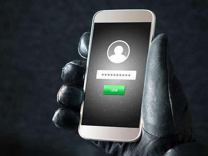 china company was pre installed malware in smartphones was stealing users data and money | धक्कादायक! चिनी कंपनीच्या फोनमध्ये 'खतरनाक' मॅलवेअर; युझर्सचा डेटा, पैसे दोन्ही चोरी china company was pre installed malware in smartphones was stealing users data and money | धक्कादायक! चिनी कंपनीच्या फोनमध्ये 'खतरनाक' मॅलवेअर; युझर्सचा डेटा, पैसे दोन्ही चोरी