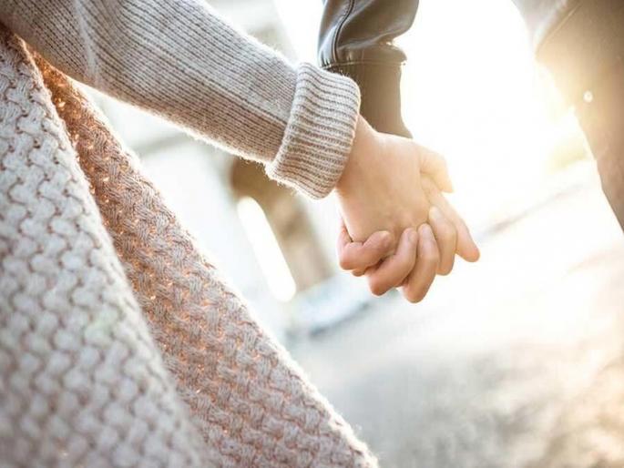 CoronaVirus is spread by sexual intercourse and semen? Research in Wuhan hrb | CoronaVirus शारीरिक संबंधाद्वारे कोरोना पसरतो? वुहानमध्ये संशोधन CoronaVirus is spread by sexual intercourse and semen? Research in Wuhan hrb | CoronaVirus शारीरिक संबंधाद्वारे कोरोना पसरतो? वुहानमध्ये संशोधन
